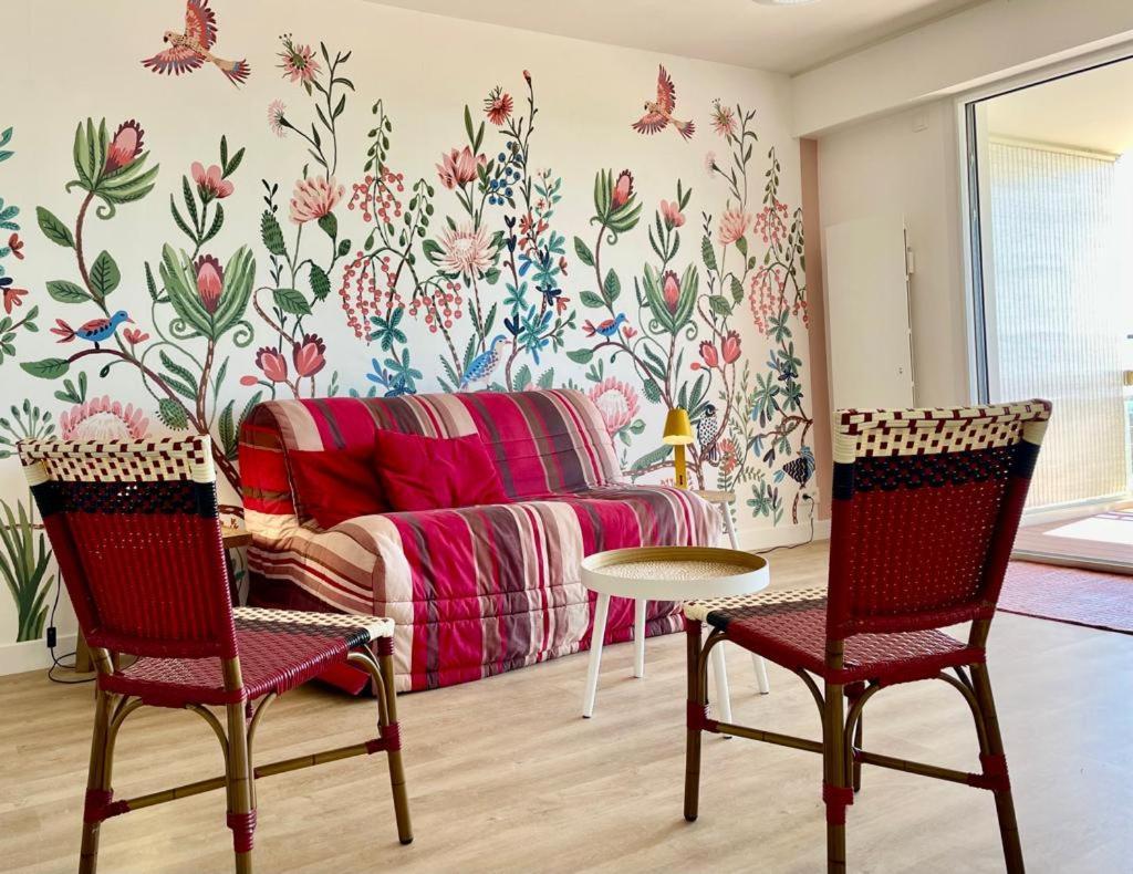 Large Studio Direct Access To The Beach Порнише Экстерьер фото